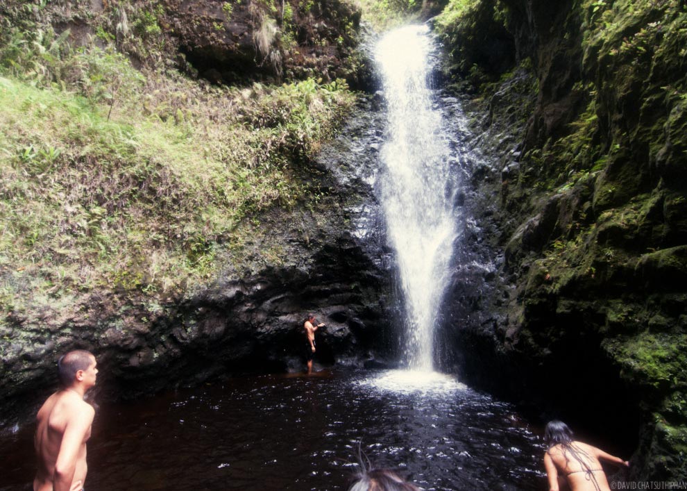 Kaka'auki Falls, Waimanu Valley