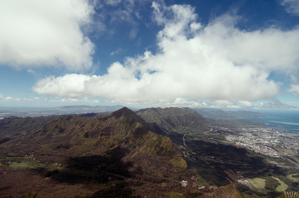 View from Konahuanui, hike in Oahu.