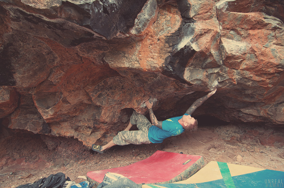 Dennis Shaffer at Oz - Hawaii Bouldering Spot