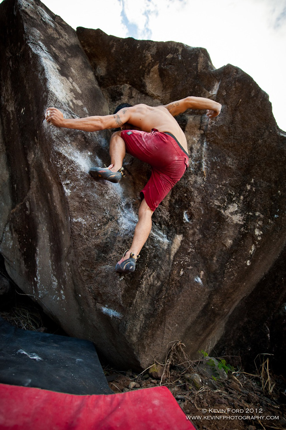 Hiro Watanabe - Hawaii Boulderer