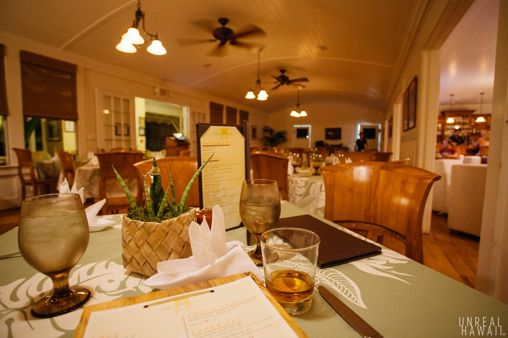 Interior of Lanai City Grille restaurant.